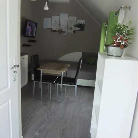 Ancsi Apartmanhaz Balatonlelle Exterior photo