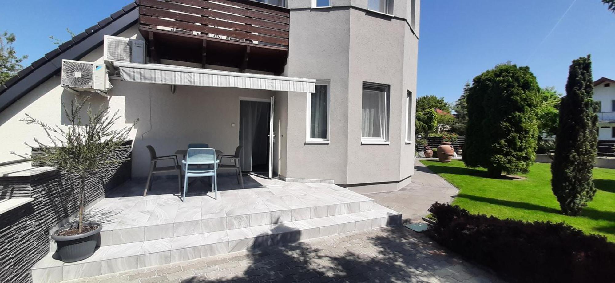 Ancsi Apartmanhaz *