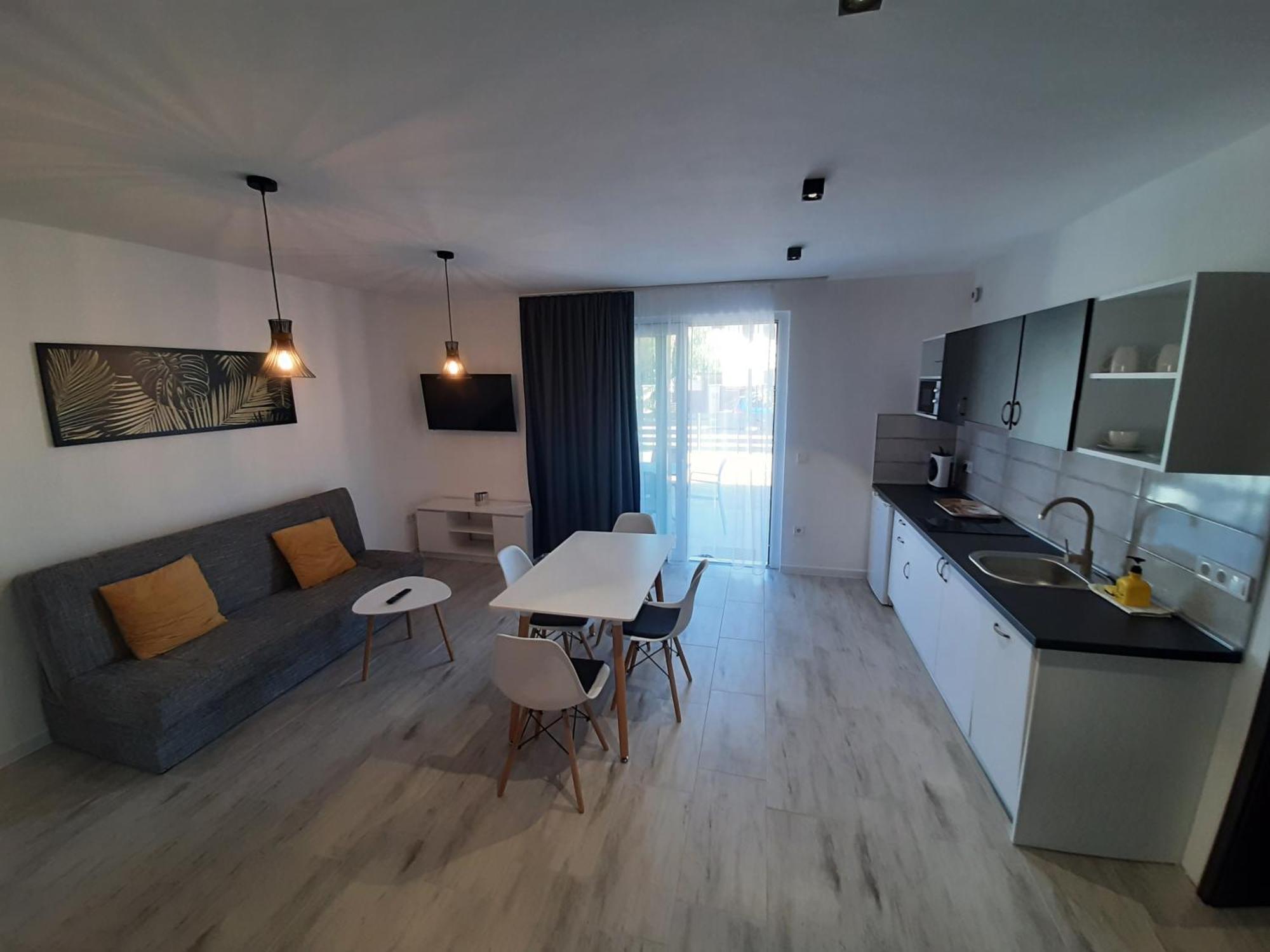 Ancsi Apartmanhaz Балатонлелле